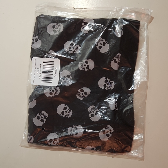 ❤️NWT VINTAGE TORRID BRA SKULL PRINT HALLOWEEN BRALETTE WIRELESS - PLUS SIZE - Picture 3 of 13